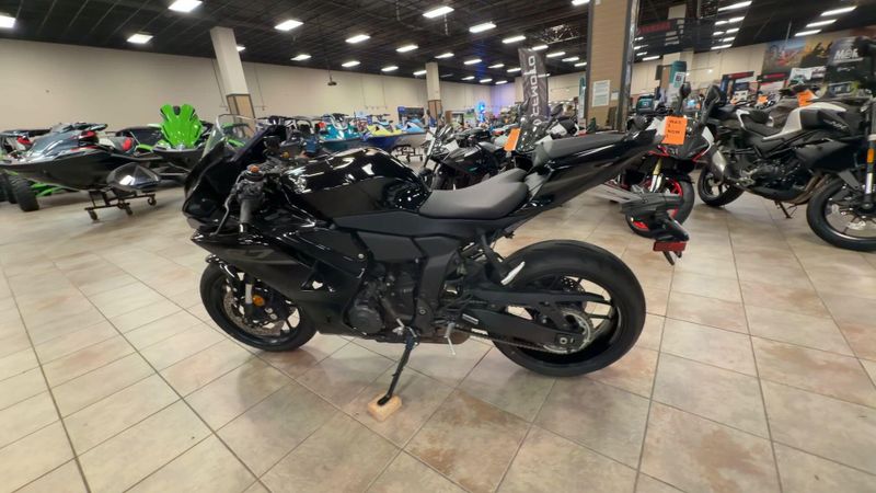 Used 2026 Yamaha YZF-R7 CA Image 6