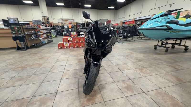 New 2026 Yamaha YZF-R3 ABS Image 4