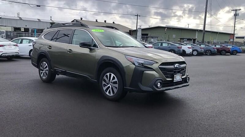 2025 Subaru Outback Premium photo 2