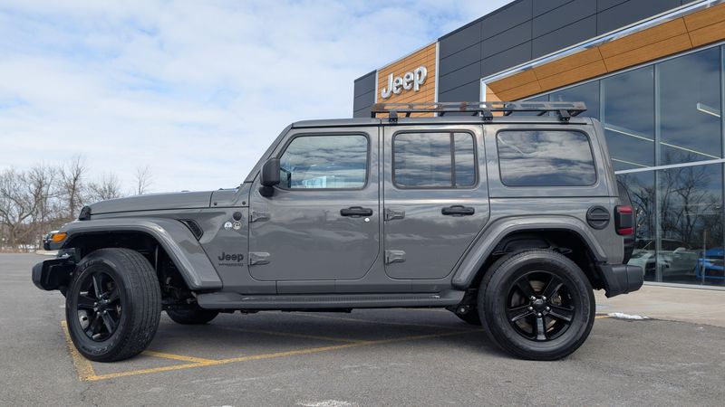 Used 2020 Jeep Wrangler Unlimited Sahara AltitudeImage 8