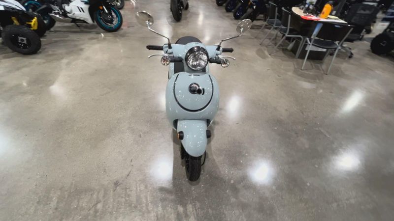 Used 2022 Honda Metropolitan Image 3