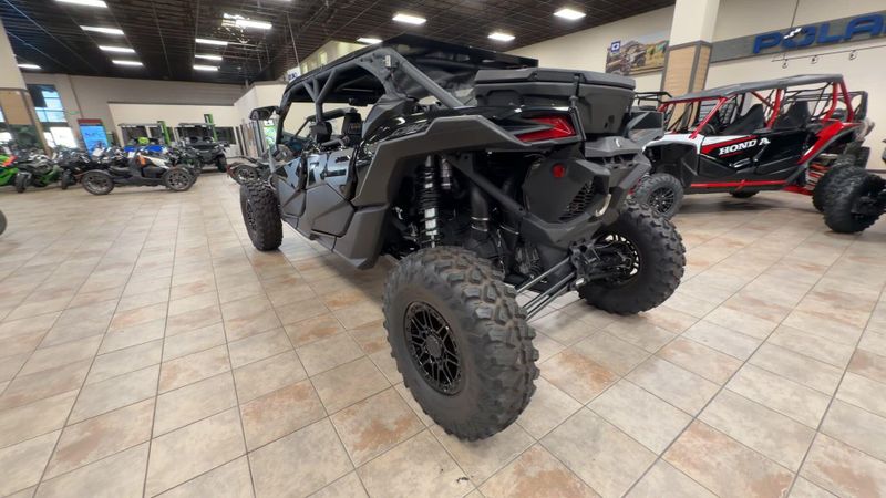 New 2026 Can-Am MAVERICK R MAX X RS WITH SMART-SHOX 999T DCT Image 7