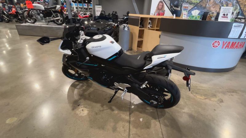 Used 2023 CFMOTO 450SS Image 6