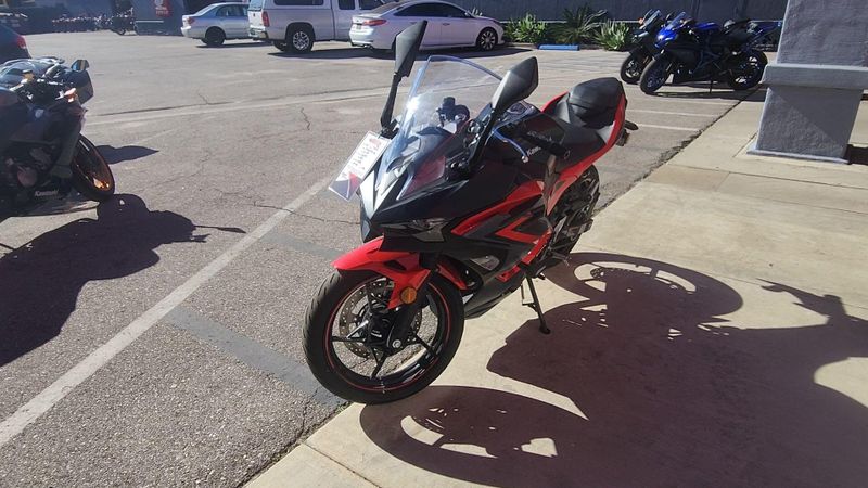 Used 2025 Kawasaki NINJA 500 SE ABS Image 7