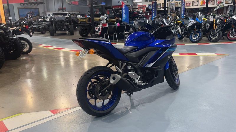 Used 2024 Yamaha YZF-R3 ABS Image 8
