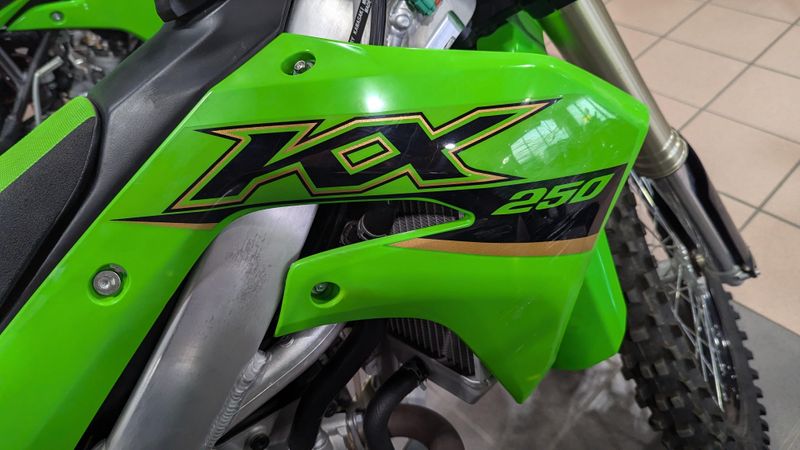 2022 Kawasaki KX 250Image 10