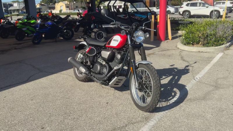 Used 2017 Yamaha SCR950 Image 2