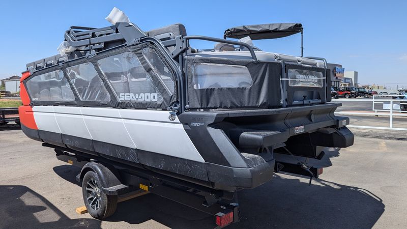 2024 SEADOO SWITCH CRUISE 21 230HP  LAVA RED  in a RED exterior color. Family PowerSports (877) 886-1997 familypowersports.com 