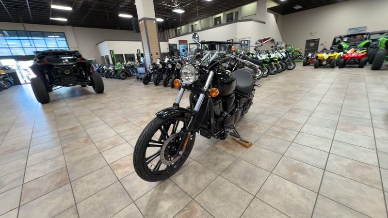 New 2026 Kawasaki VULCAN 900 CUSTOM Image 4