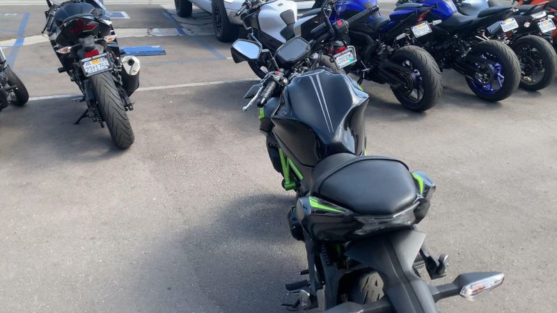Used 2022 Kawasaki Z650 Image 6