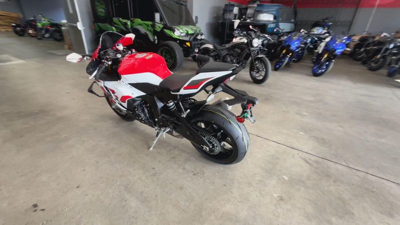 New 2026 Yamaha YZF-R1 70TH ANNIVERSARY EDITION Image 6