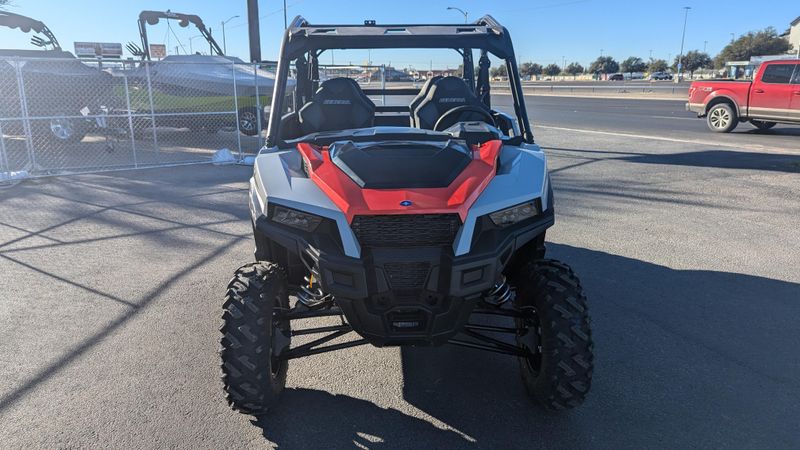 2025 Polaris GENERAL 4 1000 SPORT GHOST GRAY Image 7