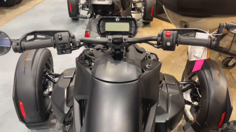 New 2026 Can-Am RYKER RALLY (900 ACE) Image 4
