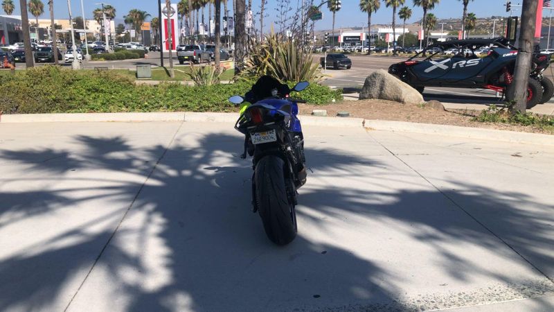 Used 2023 Yamaha YZF-R1 CA Image 7