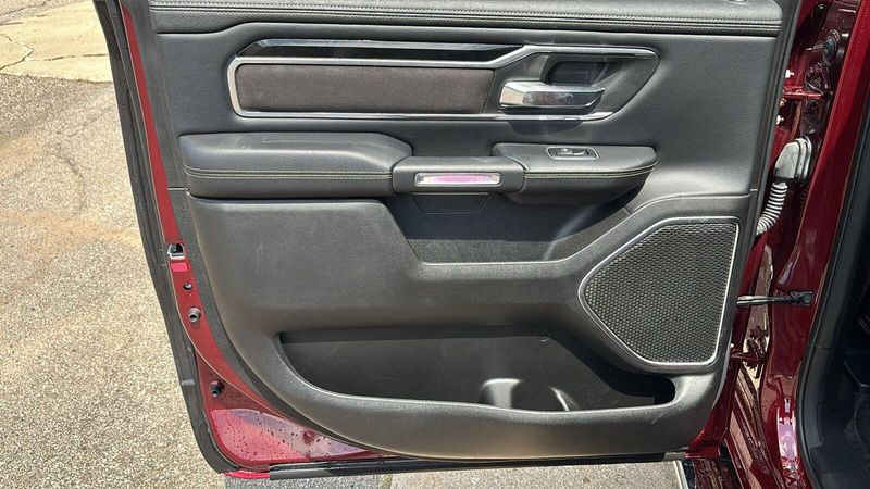 2022 RAM 1500 LaramieImage 7