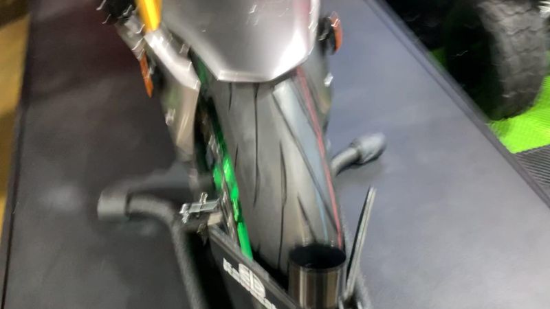 New 2025 Kawasaki Z900 SE ABS Image 2