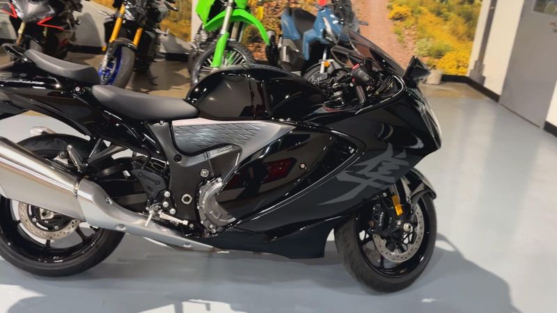 2025 Suzuki Hayabusa Image 9