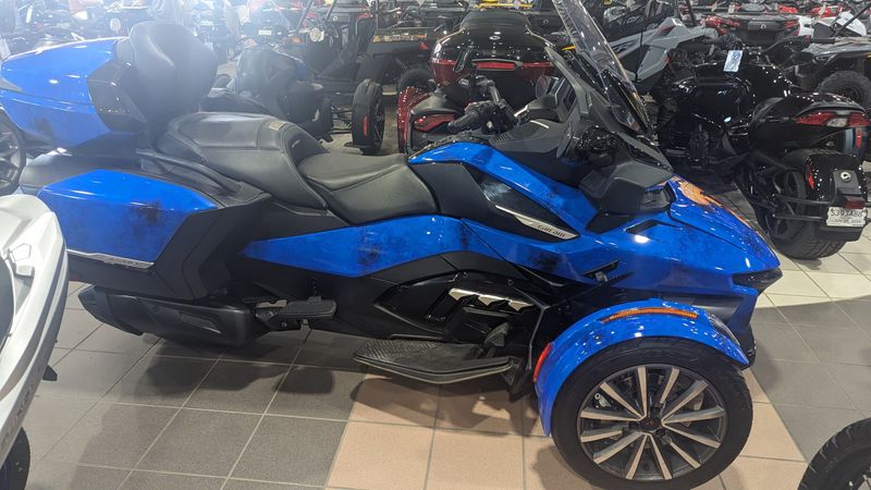 2022 Can-Am SPYDER RT SEATOSKYImage 1