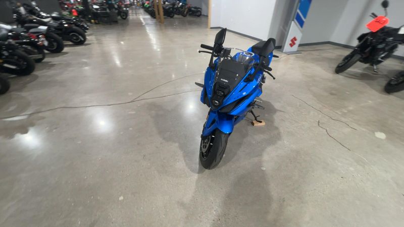 New 2026 Suzuki GSX-8R Image 7