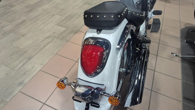 2025 Suzuki BOULEVARD C50T SPECIALImage 9