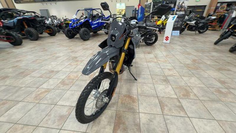 New 2025 Suzuki DR-Z4S Image 7