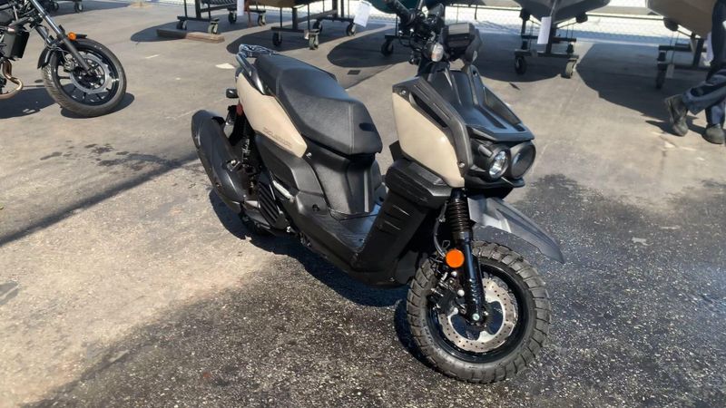 Used 2025 Yamaha ZUMA 125 Image 3