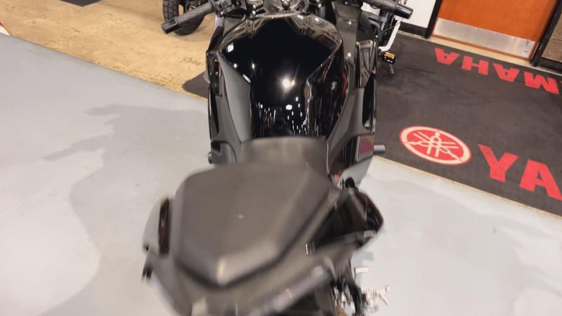 Used 2025 Kawasaki NINJA 500 Image 2