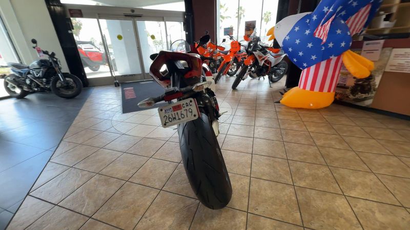 Used 2023 Ducati PANIGALE V4 R Image 7