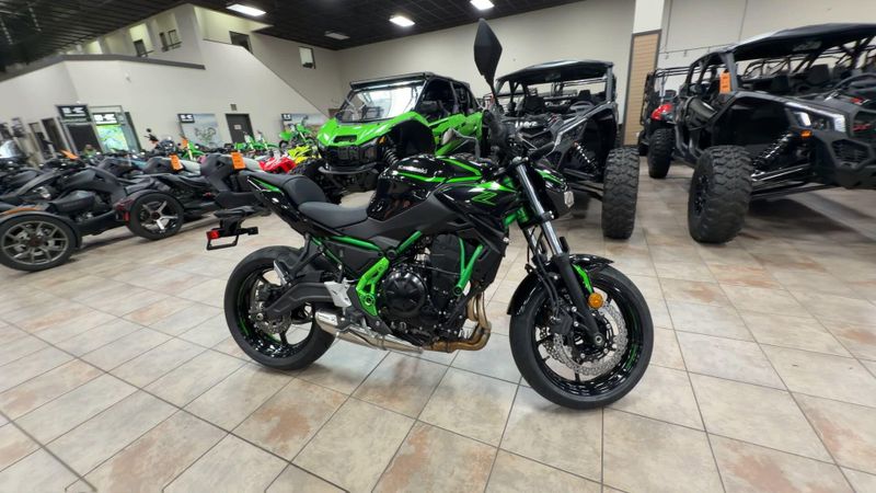 New 2025 Kawasaki Z650 ABS Image 2