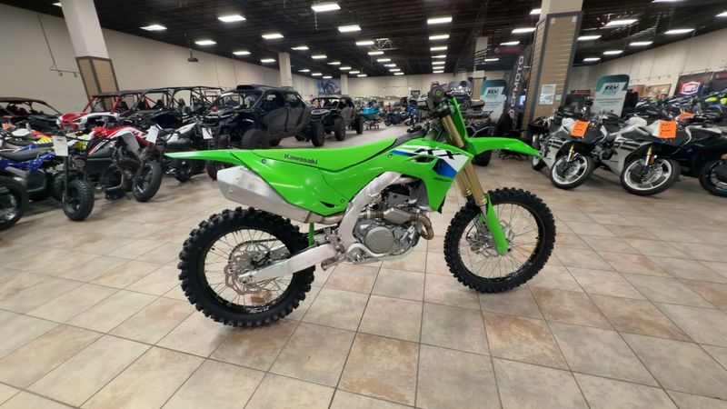 New 2027 Kawasaki KX250F Image 9