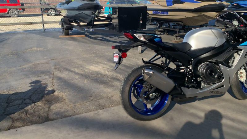 New 2026 Suzuki GSX-R600 Image 8