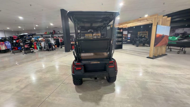 New 2025 Kawasaki NAV 4E LIMITED Image 9