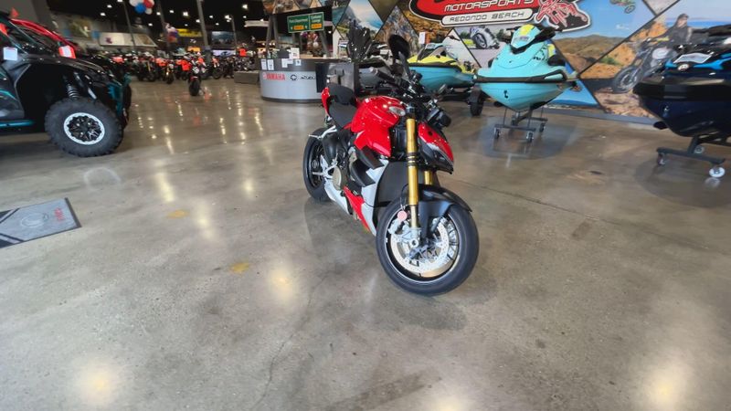 Used 2021 Ducati STREETFIGHTER V4S Image 2
