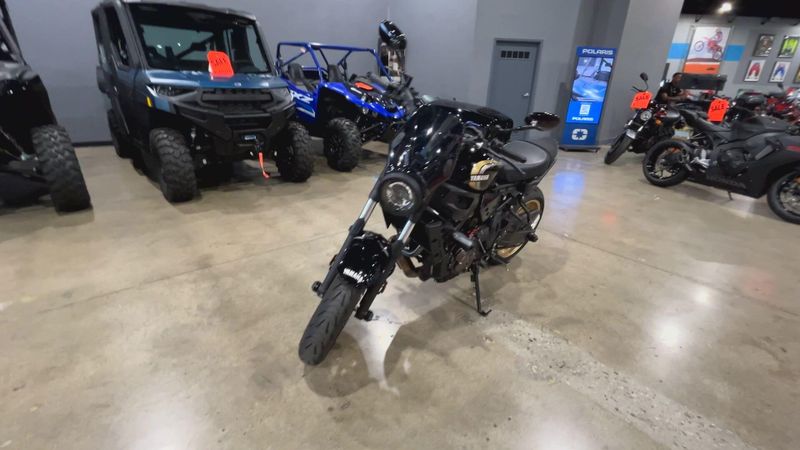 2023 Yamaha XSR700 Image 4