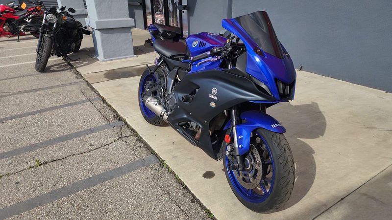 Used 2024 Yamaha YZF R7 Image 6