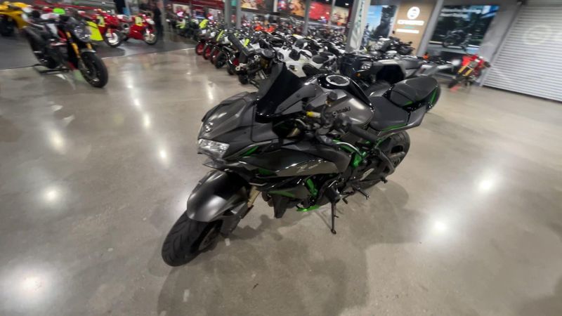Used 2023 Kawasaki Z H2 SE Image 4