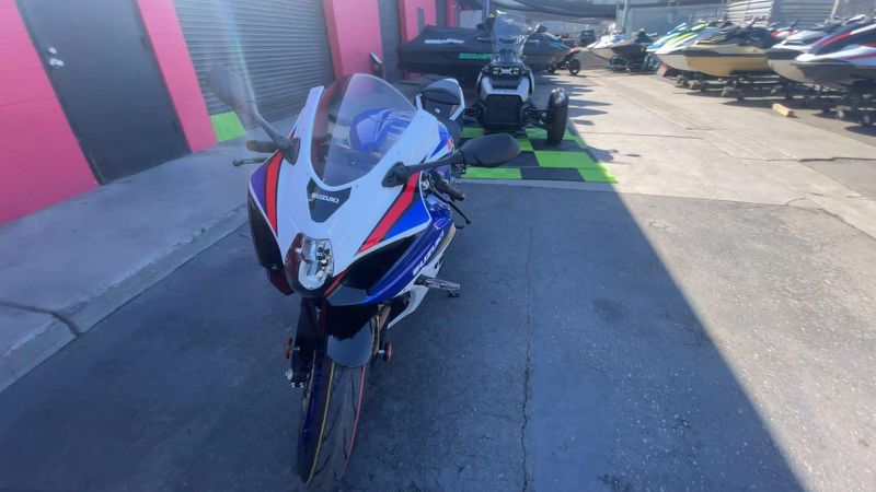 New 2027 Suzuki GSX-R1000 40TH ANNIVERSARY EDITION Image 7
