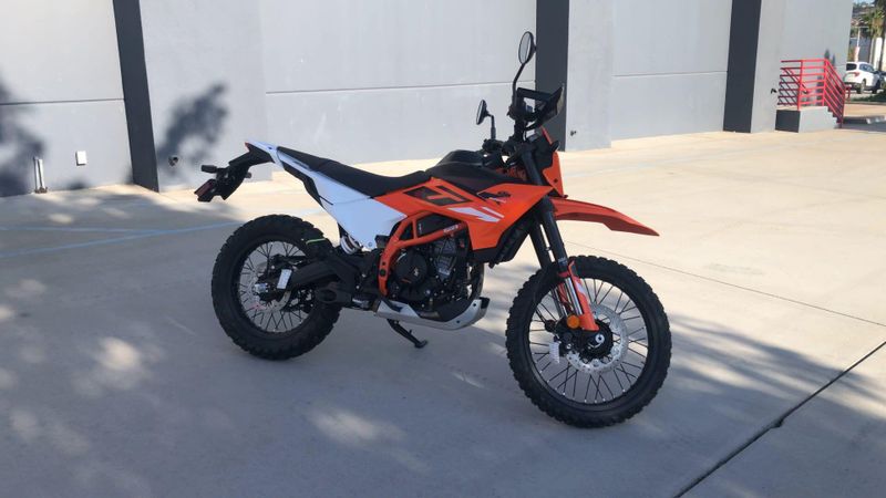 New 2026 KTM 390 ENDURO R Image 5