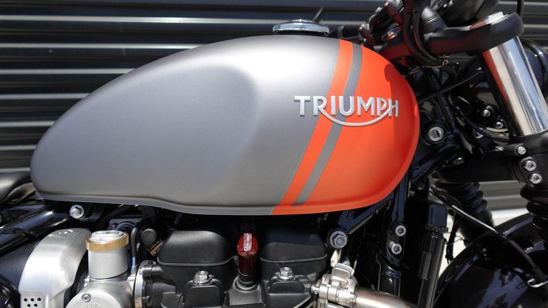 New 2025 Triumph Bonneville Bobber Base 