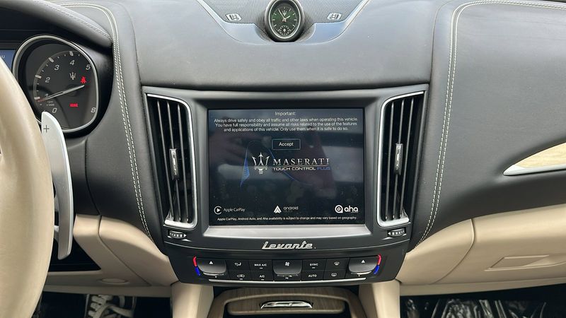 2018 Maserati Levante S GranLussoImage 14