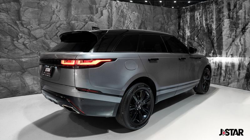 2023 Land Rover Range Rover Velar R-Dynamic S photo 24