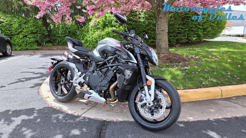 2024 MV Agusta Brutale 1000 RS Image 3