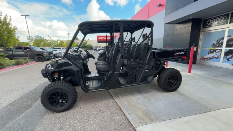 New 2026 Can-Am DEFENDER MAX XT HD11 Image 4