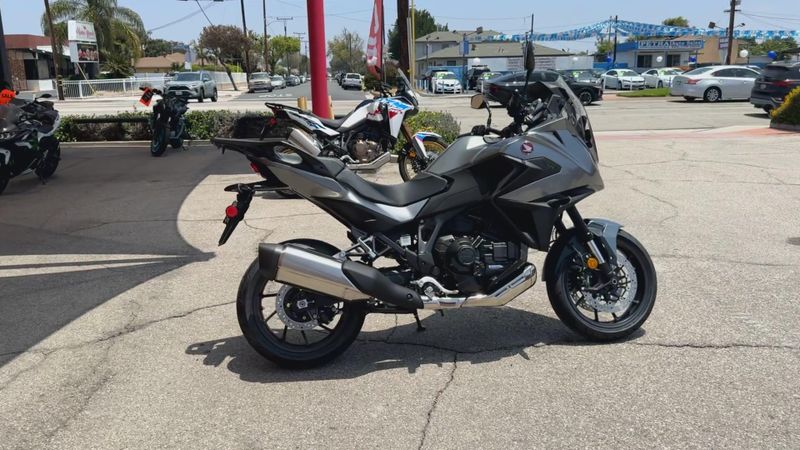 New 2026 Honda NT1100 DCT Image 9