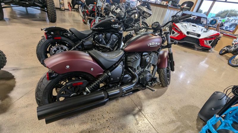 2024 INDIAN MOTORCYCLE CHIEF ABS MAROON METALLIC SMOKE in a MAROON METALLIC SMOKE exterior color. Family PowerSports (877) 886-1997 familypowersports.com 