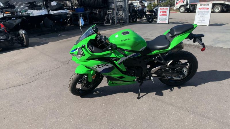 New 2026 Kawasaki NINJA ZX-4RR ABS Image 9