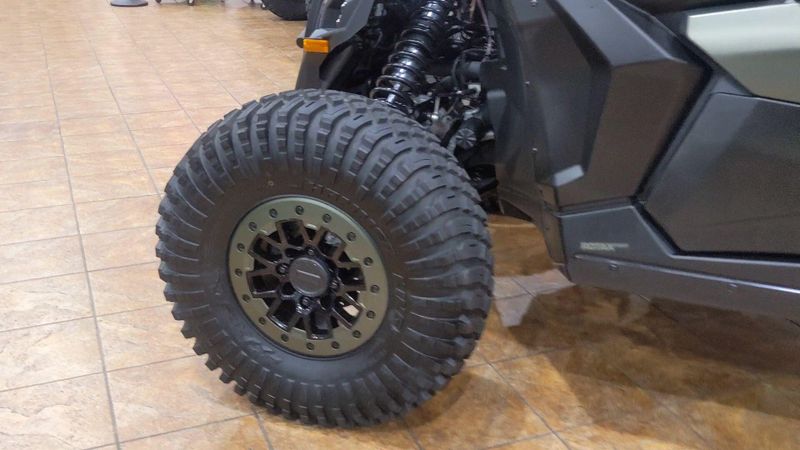 New 2027 Can-Am MAVERICK X3 MAX X RC TURBO RR Image 8