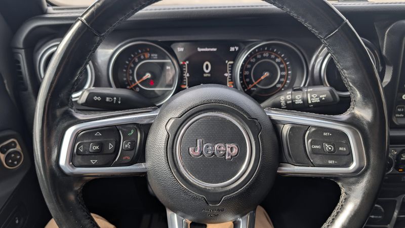 Used 2020 Jeep Wrangler Unlimited Sahara AltitudeImage 22