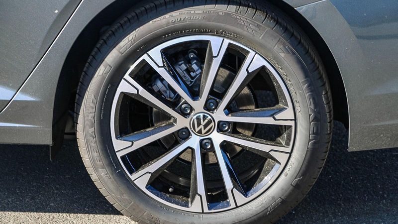 2025 Volkswagen Jetta 1.5T SportImage 10