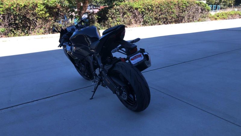 New 2027 Kawasaki NINJA ZX-6R Image 2